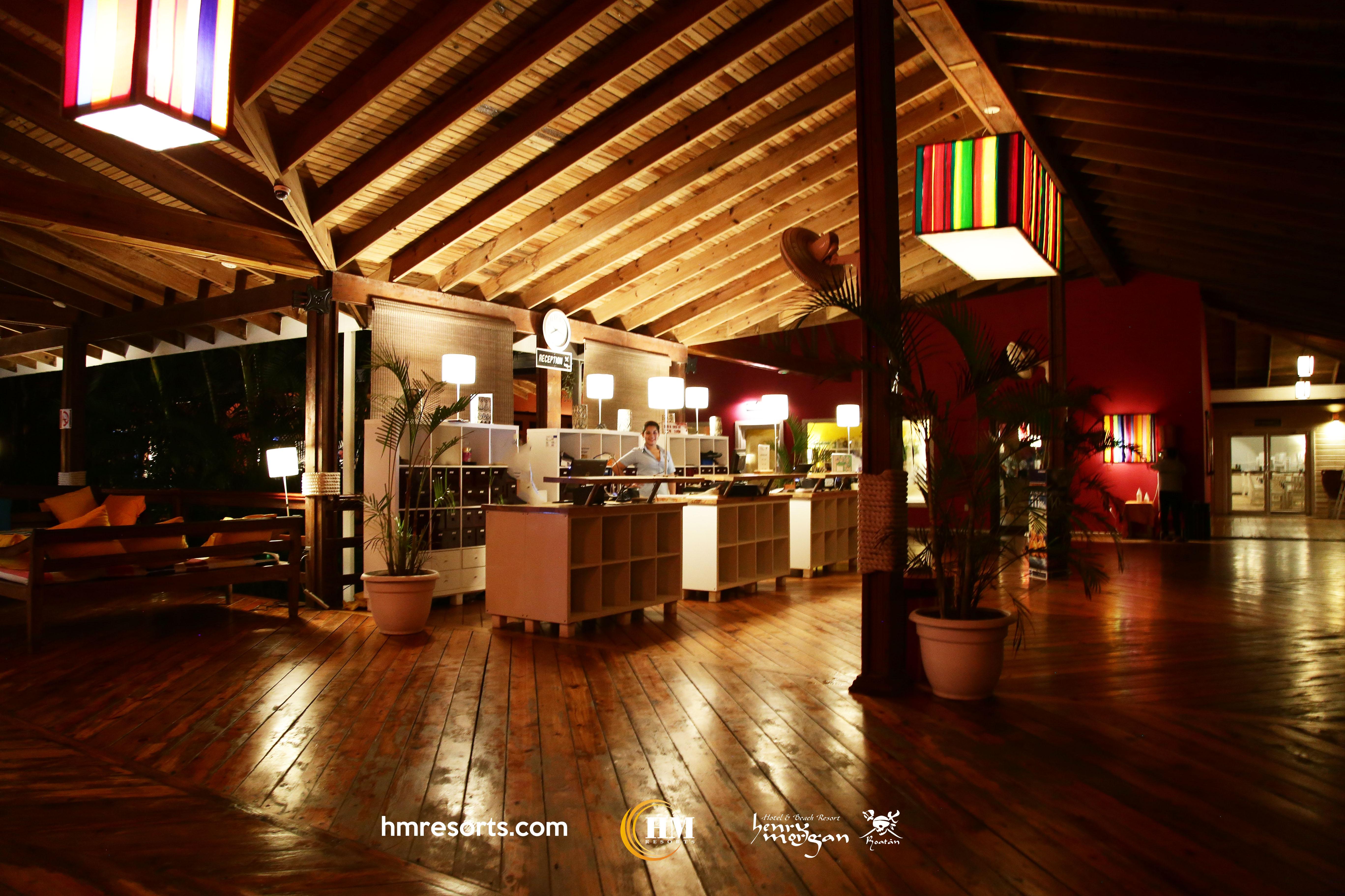 Hotel Henry Morgan All Inclusive West Bay Kültér fotó